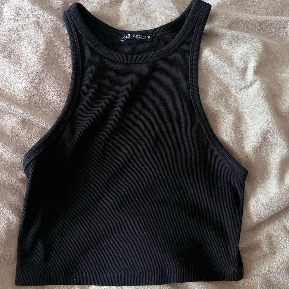 Cropped tank